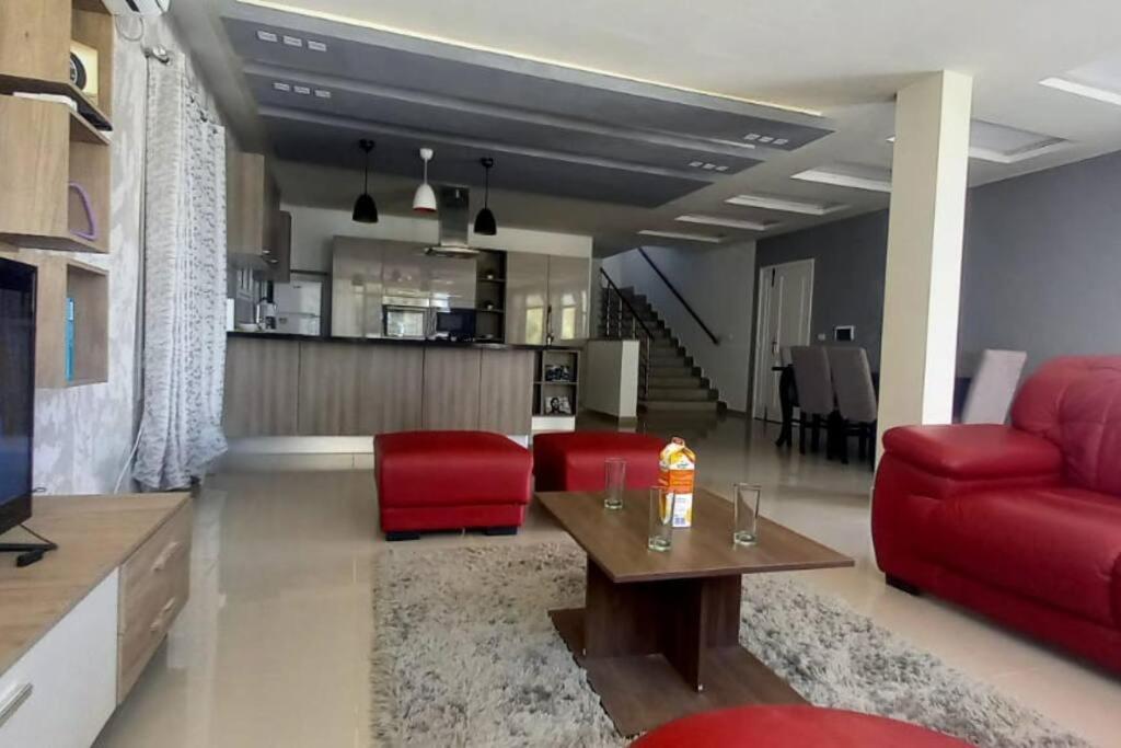 Magnifique Villa Avec Piscine Sur L'Ile De Djerba Pour Vacances Arkou Extérieur photo
