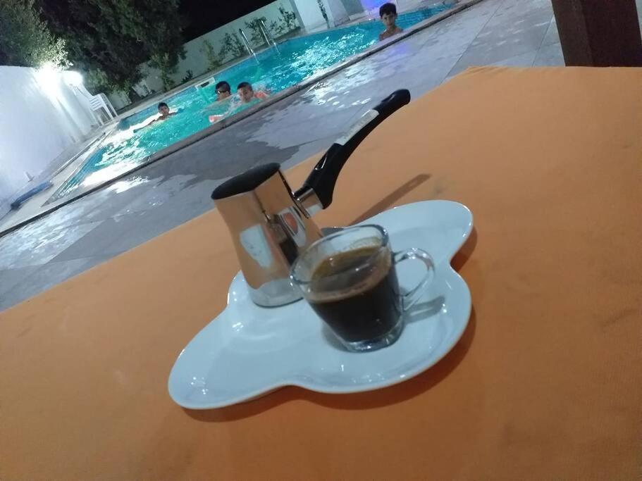 Magnifique Villa Avec Piscine Sur L'Ile De Djerba Pour Vacances Arkou Extérieur photo