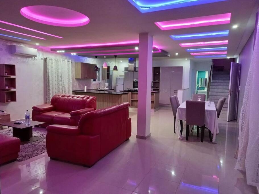 Magnifique Villa Avec Piscine Sur L'Ile De Djerba Pour Vacances Arkou Extérieur photo